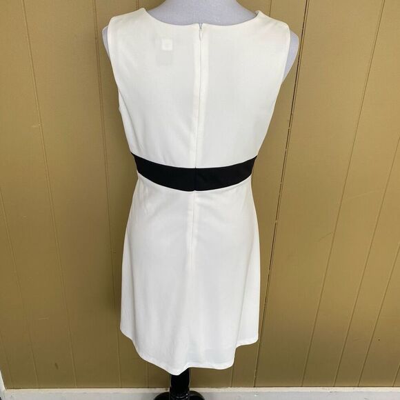 Moda International women 10 V-cut sleeveless lined midi dress black & white - Picture 10 of 12